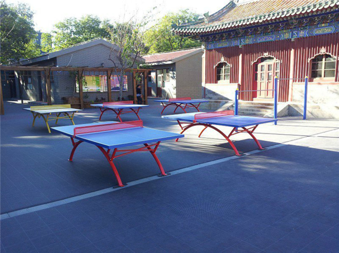 懸浮式拼裝運動地板羽毛球-九江旺紅文體用品設(shè)施有限公司 產(chǎn)品展示